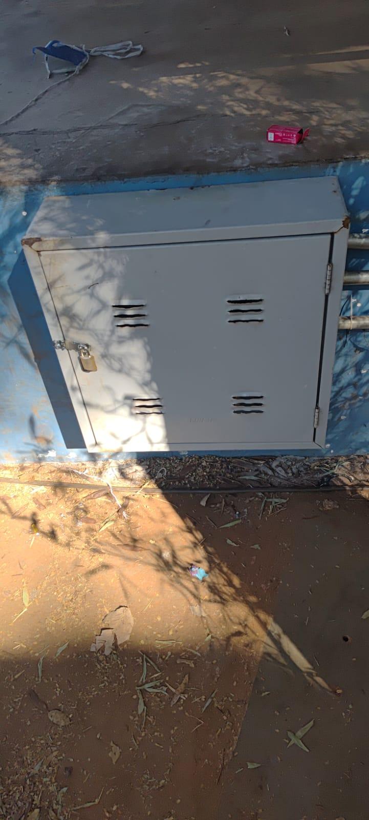 A troca do equipamento visa impedir o acesso de pessoas e reduzir o risco de acidentes elétricos na área, comumente frequentada por famílias (Foto/Divulgação)