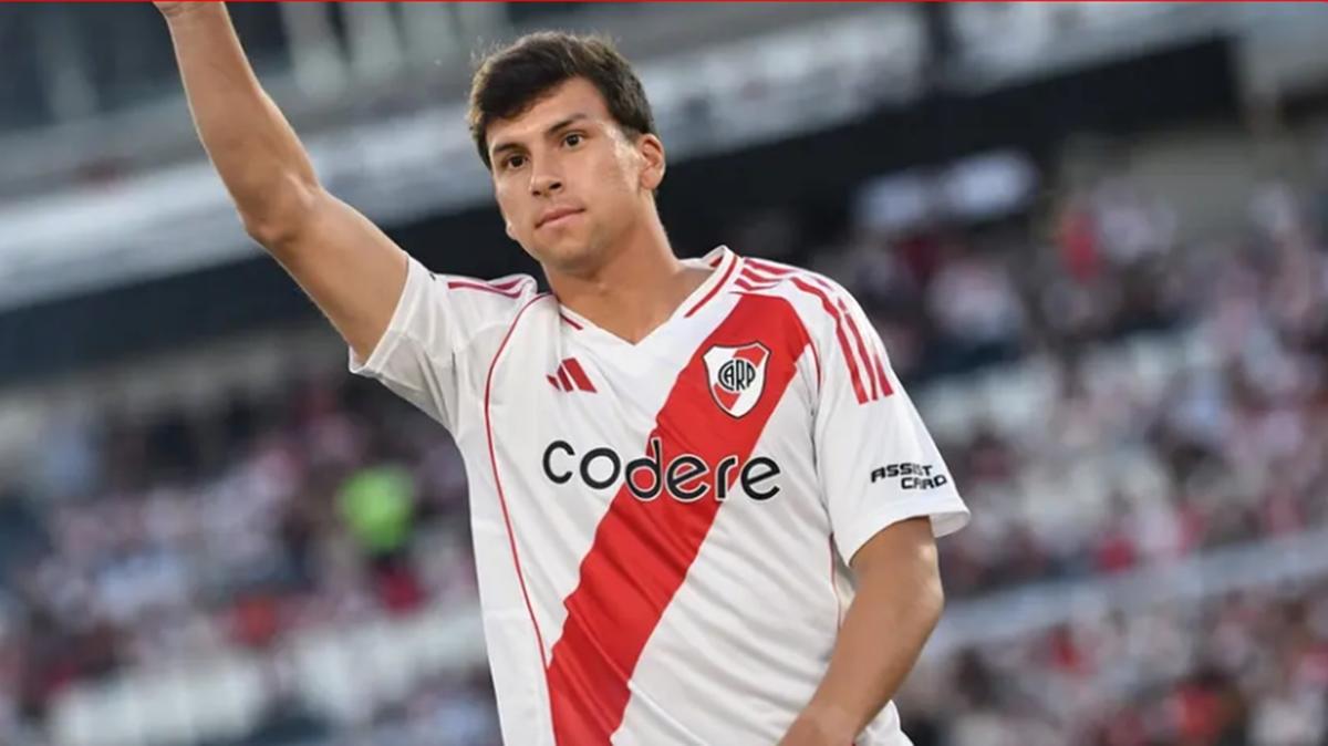 O contrato de Tapia deve valer por 18 meses, com encerramento previsto para dezembro de 2026 (Foto/Divulgação River Plate)