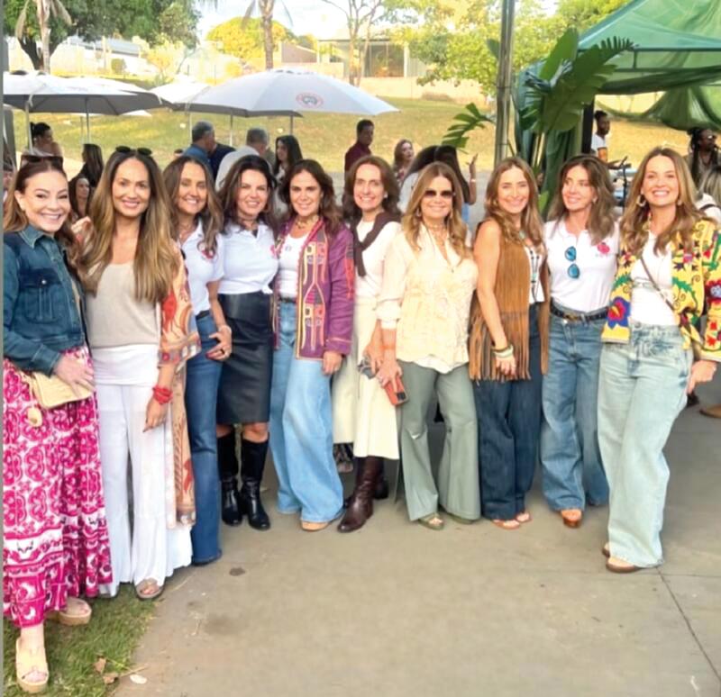 Mônica, Alice Ávila, Adriene, Carla, Fúlvia, Renata, Ana Paula, Marília, Ana Paula Ribeiro e Ana Thereza (Foto/Reprodução)