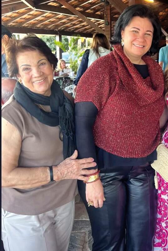 Bernadete e Adriana Pinheiro também na Feijoada SD80 (Foto/Reprodução)