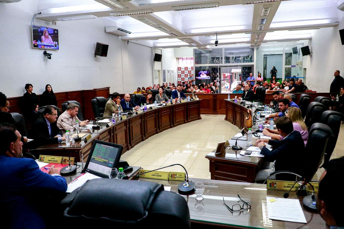 Vereadores em plenário, na Câmara Municipal de Uberaba (Foto/Divulgação)