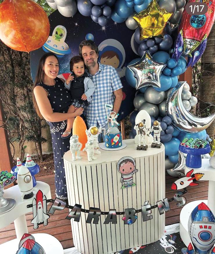 Começaram as comemorações dos dois aninhos de Dante, filho de Paulinha e Felipe Carvalho. Seja sempre feliz, pequeno! (Foto/Reprodução)