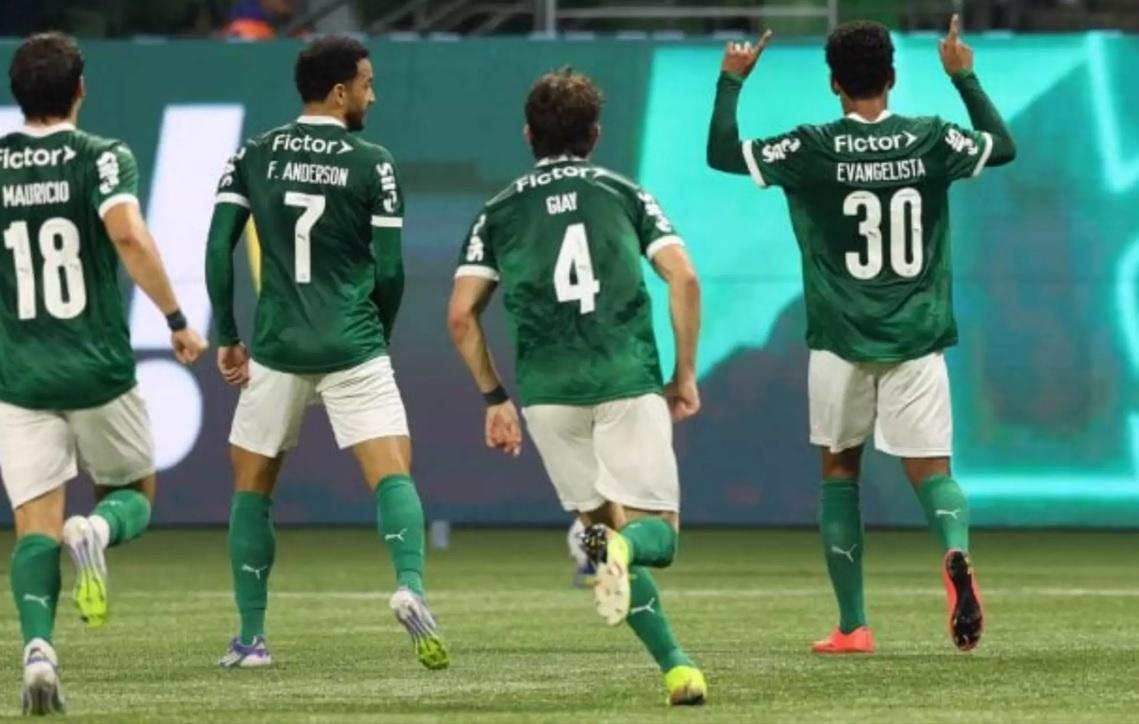 Verdão está de volta ao G-4 do Brasileirão. Bateu o Galo e encerrou a sequência de três tropeços seguidos (Foto/César Greco/Palmeiras)