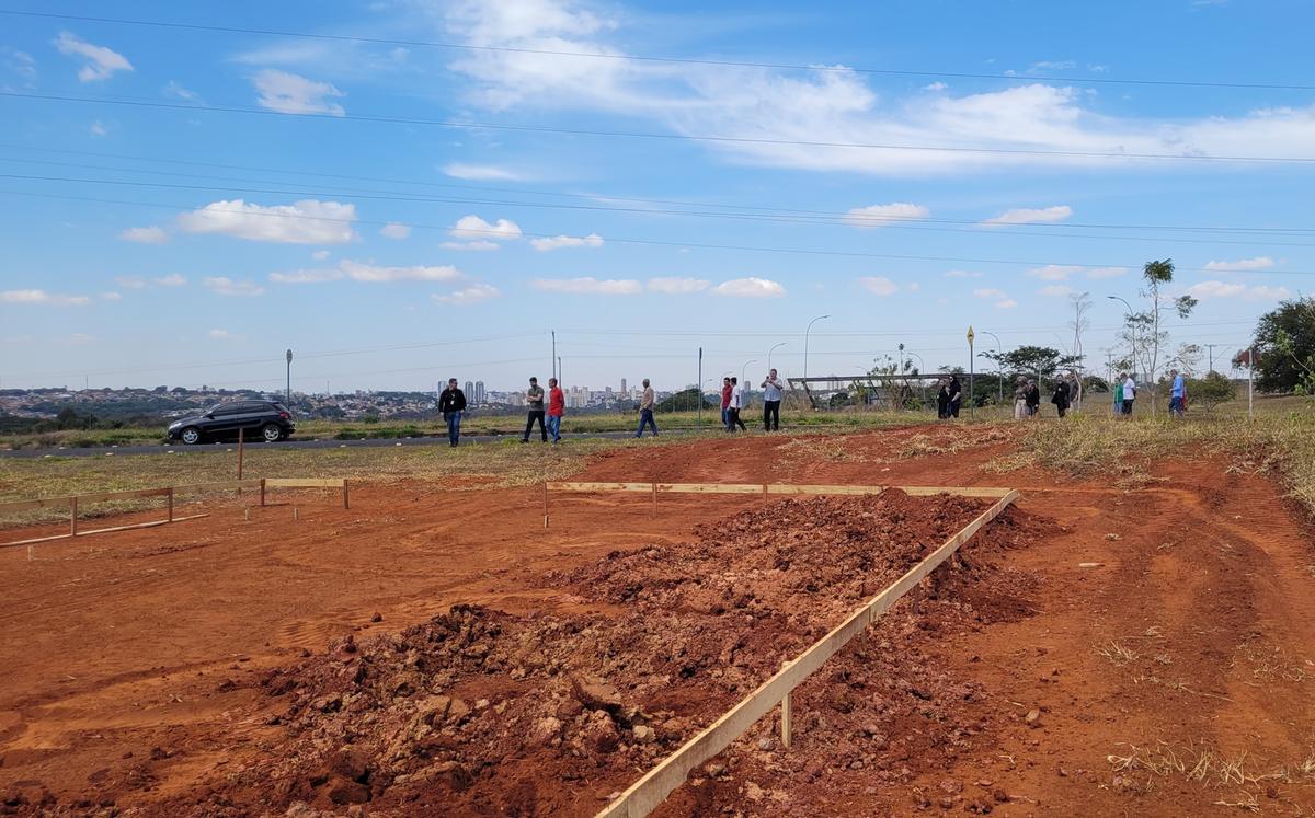 Obras de 24 salas, dois laboratórios e um galpão já tiveram início no campus da Univerdecidade em Uberaba (Foto/Divulgação)