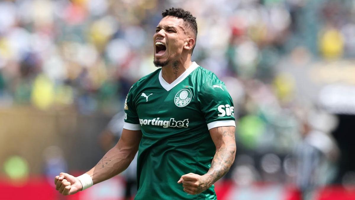 Agora vestindo a camisa do Palmeiras, Paulinho cobra do Galo dívidas (Foto/Cesar Greco)