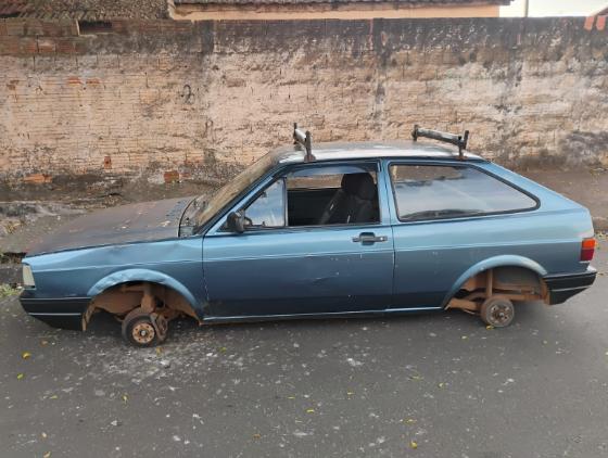 A ocorrência teve início após uma denúncia feita ao 190, indicando que um carro em situação suspeita estaria parado na via. (Foto/Divulgação)