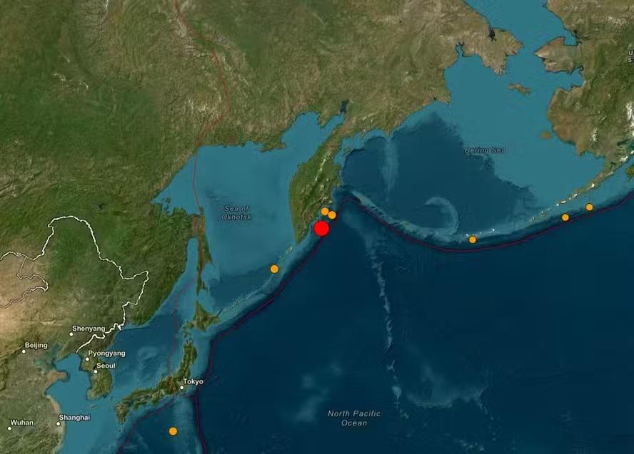 Ponto vermelho no mapa mostra onde o tremor foi registrado na Rússia (Foto/USGS)