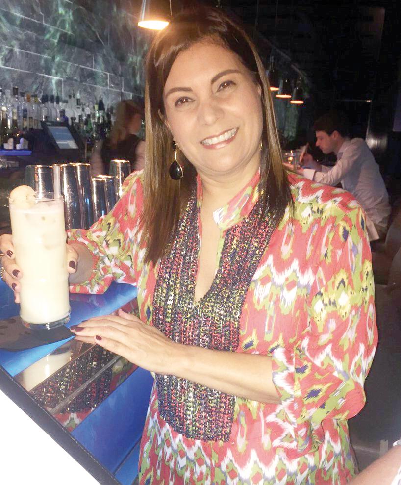 Um brinde ao aniversário da querida amiga Alcione Rodrigues! Parabéns! (Foto/Arquivo pessoal)