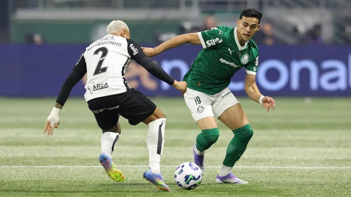 Corinthians se vale de nervosismo do Palmeiras, ganha o dérbi de novo e avança na Copa do Brasil (Foto/Cesar Greco/Palmeiras)