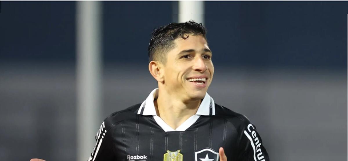 Savarino fez o gol da vitória em Bragança Paulista (Foto/Vitor Silva/Botafogo)