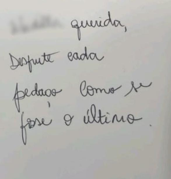 O bolo foi recolhido pela Polícia Militar, que registrou a ocorrência e encaminhou o item para investigação (Foto/Reprodução)