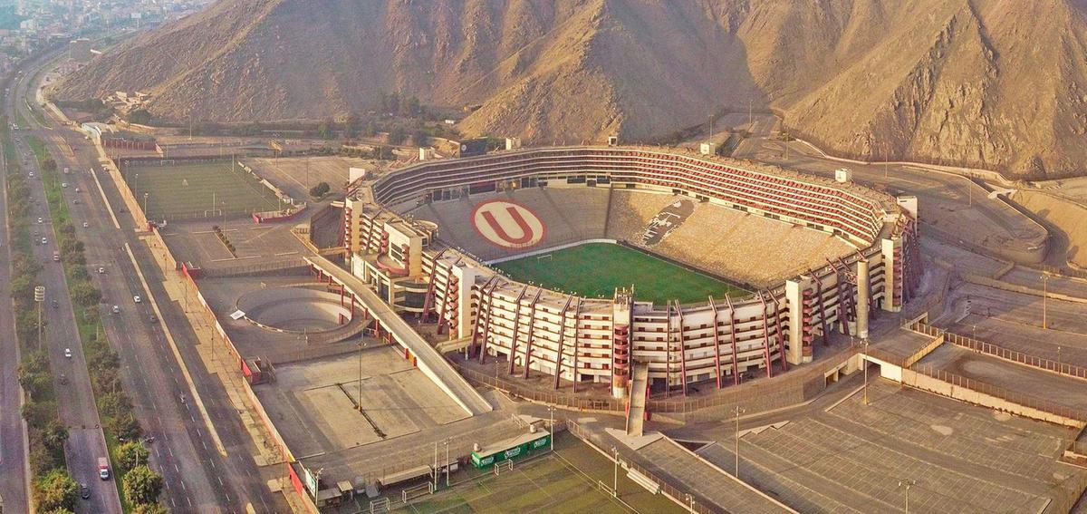 O Estádio Monumental, em Lima, tem capacidade para mais de 80 mil torcedores (Foto/Wikipedia)