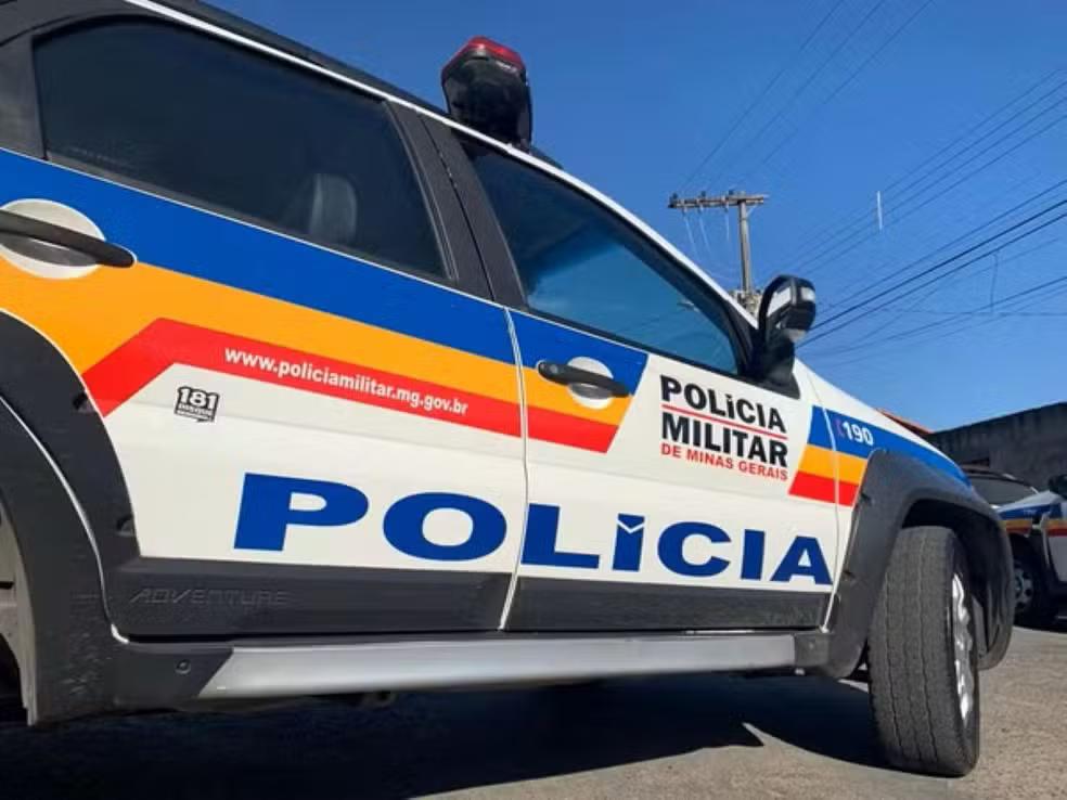 Ao questionar o idoso sobre o que havia acontecido, ele admitiu o abuso. Em seguida, a mulher pegou duas facas e o atacou. O homem foi socorrido e está internado sob escolta policial (Foto/Divulgação)