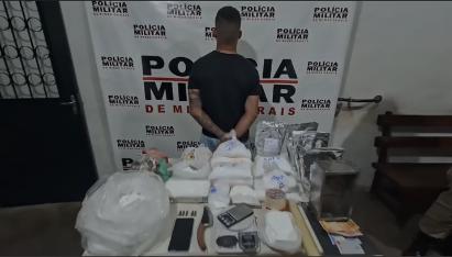 O homem confessou que recebia R$ 5 mil por mês para armazenar, preparar e distribuir as drogas, que vinham de Uberlândia. (Foto/Divulgação)