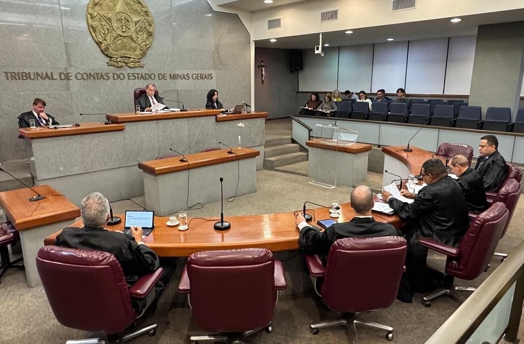 Decisão monocrática foi confirmada pelo plenário do TCE, que ainda determinou inspeção nas nove escolas que já adotam o modelo (Foto/Divulgação)