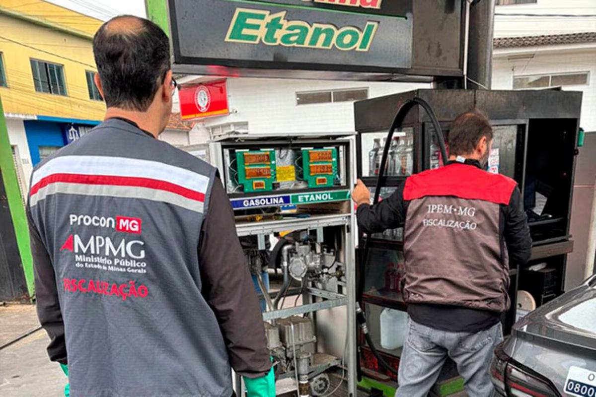 Fiscalização encontra irregularidades em postos de gasolina no interior de MG. (Foto/Divulgação/MPMG)