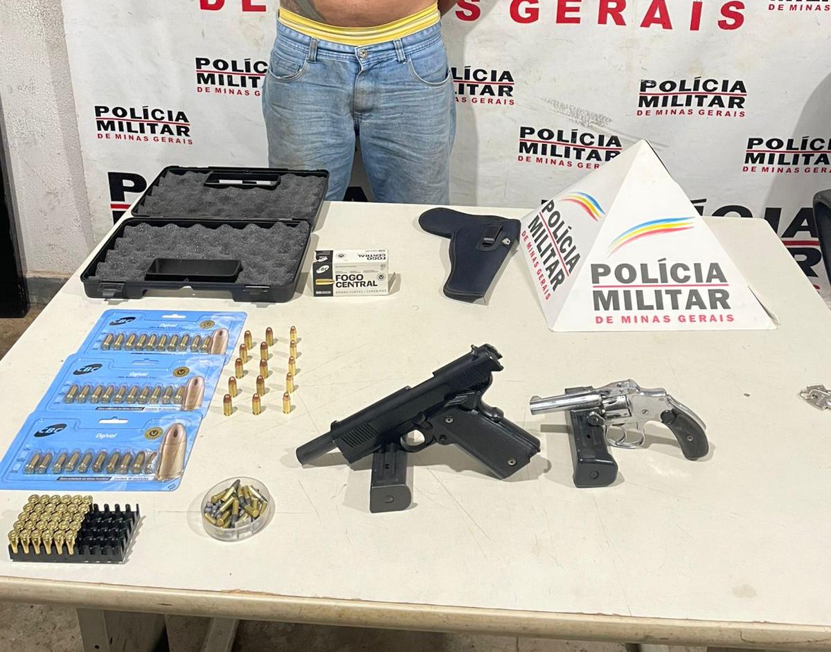 Suspeitos resistiram à abordagem e foram levados à delegacia. (Foto/Divulgação)