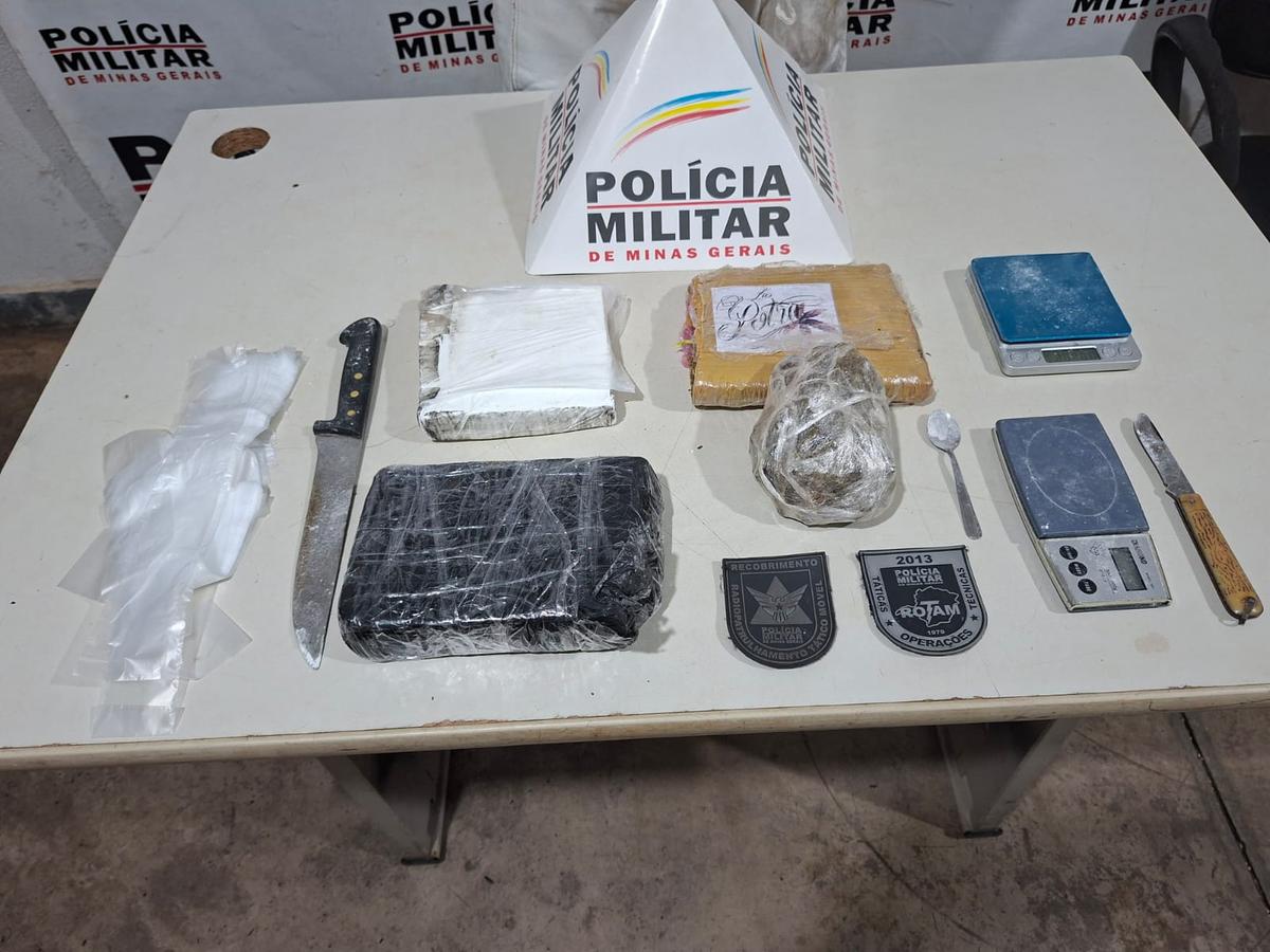 Segundo a Polícia Militar, a ação desmantelou um ponto de preparo e distribuição de drogas na região. (Foto/Divulgação)