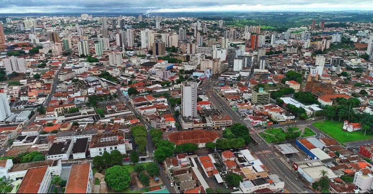 Áreas periféricas de Uberaba tem gerado impactos significativos na infraestrutura e no meio ambiente (Foto/Divulgação)
