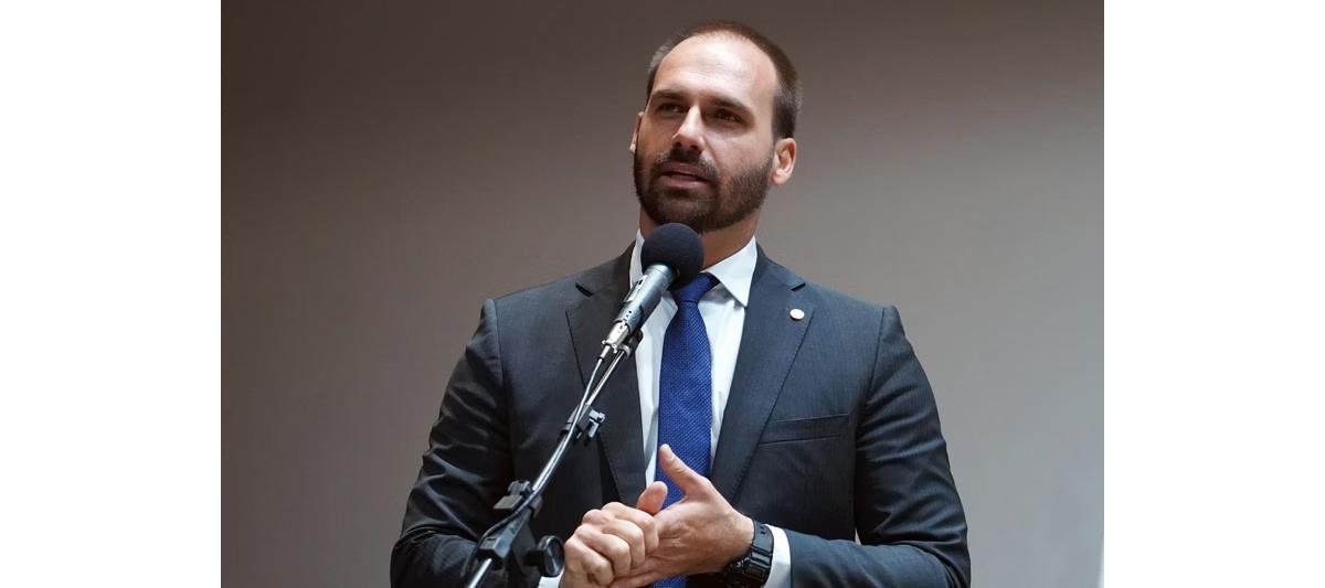 Eduardo Bolsonaro está entre os denunciados pelo Banco do Brasil por desinformação contra a instituição (Foto/Pablo Valadares/Câmara dos Deputados)