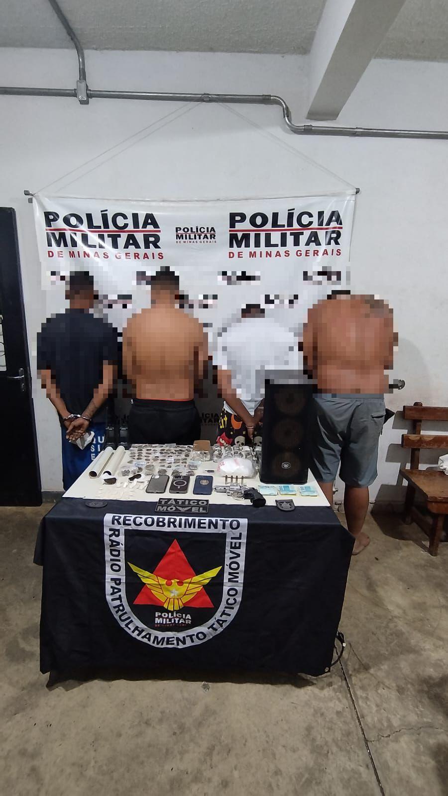 Quadrilha cai em operação e polícia faz limpa em drogas e dinheiro. (Foto/Divulgação)