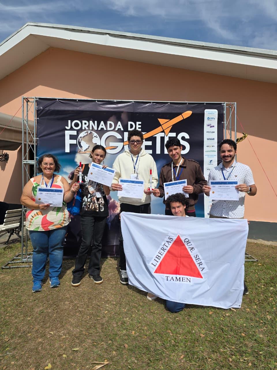 A inscrição dos alunos na jornada contou com apoio da Secretaria de Estado de Educação de Minas Gerais (SEE/MG), que possibilitou a participação, custeando o valor das inscrições, cerca de R$ 1.350,00 por competidor (Foto/Divulgação)