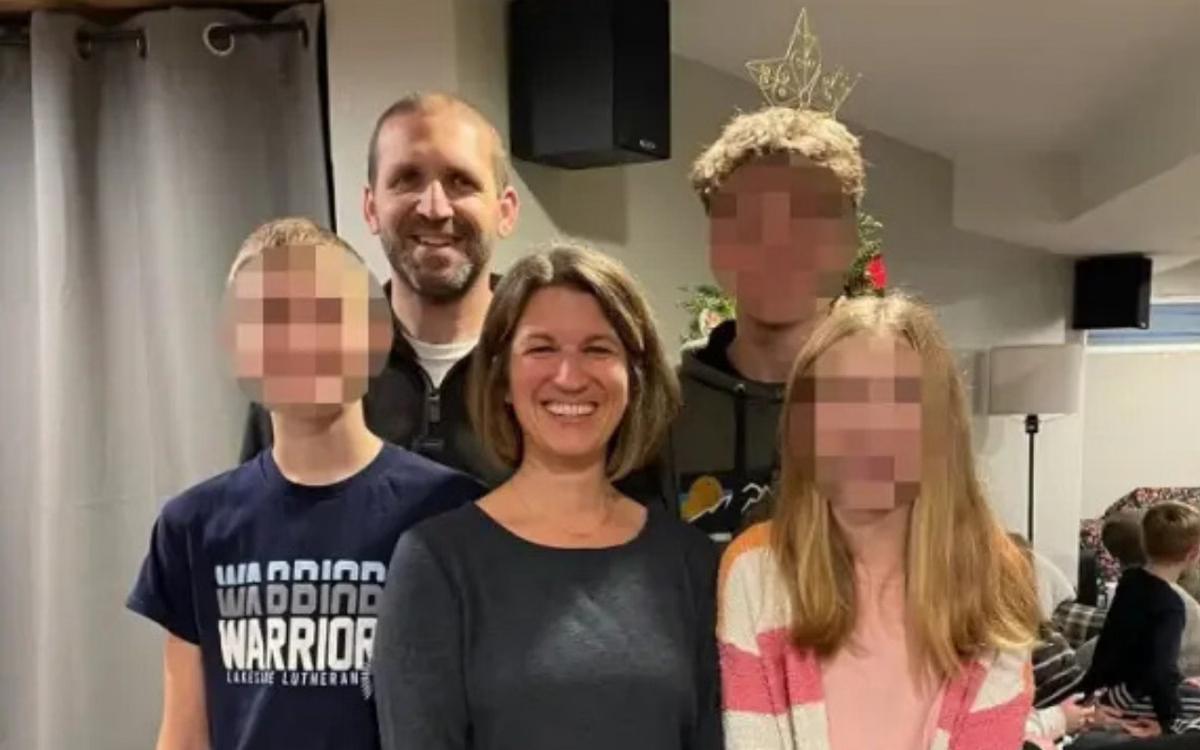 Homem fingiu a própria morte, abandonou família e fugiu para encontrar amante virtual (Foto/REPRODUÇÃO/FACEBOOK)
