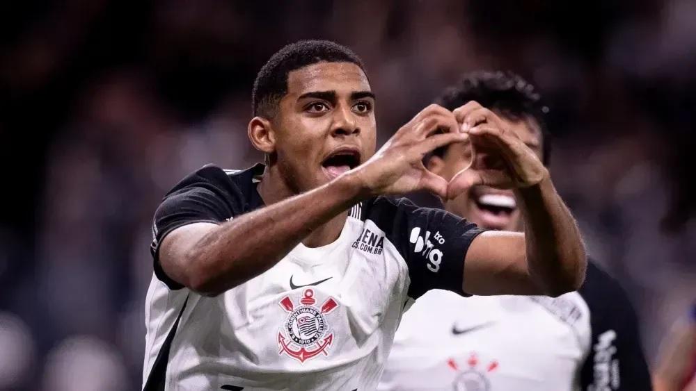 Gui Negão comemora o gol da vitória corintiana em Curitiba (Foto/Rodrigo Coca/Ag Corinthians)