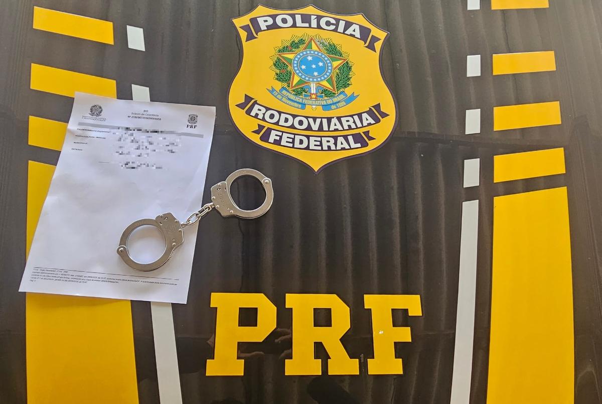 O documento foi expedido pela 3ª Vara Criminal de Presidente Prudente (SP) e se refere a condenação definitiva, já transitada em julgado, pelo crime de estupro de vulnerável. (Foto/Divulgação)