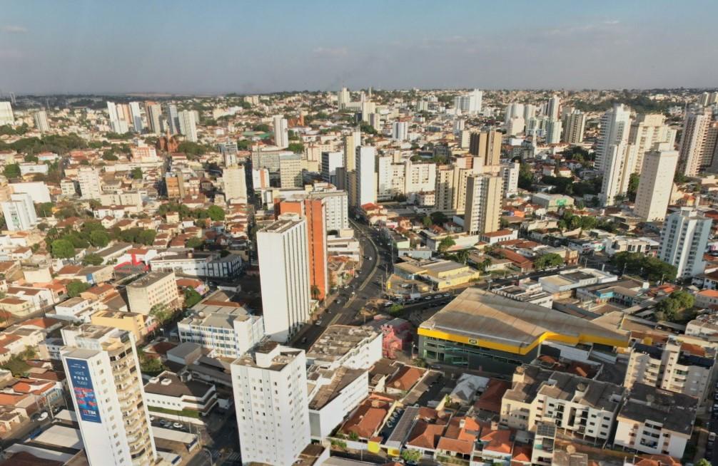 No comparativo com números divulgados em 2024, Uberaba perdeu posições em todos os pilares e indicadores, segundo o Centro de Liderança Pública  (Foto/Uberaba vista de cima)