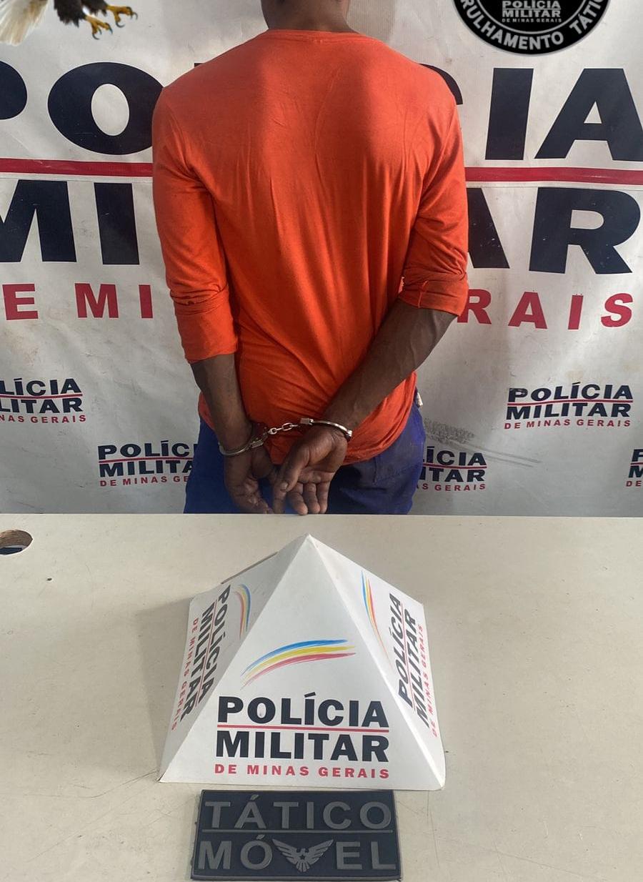 O homem recebeu voz de prisão e foi conduzido à autoridade policial judiciária. (Foto/Divulgação)