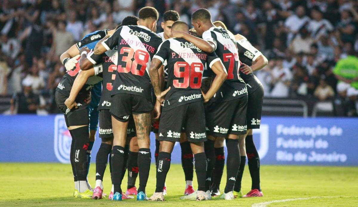 Dos grandes times do futebol brasileiro, o Vasco é a agremiação que corre mais risco de cair (Foto/Matheus Lima/CRVG)