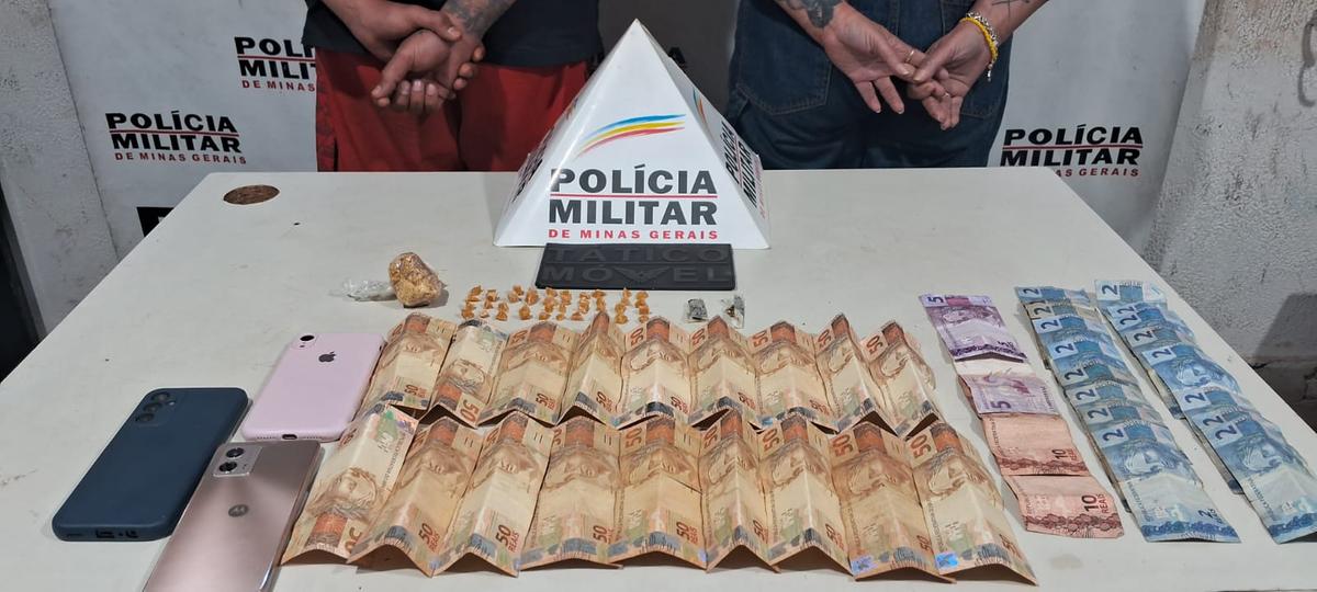 A dupla recebeu voz de prisão em flagrante por tráfico de drogas, conforme o artigo 33 da Lei 11.343/2006. (Foto/Divulgação)