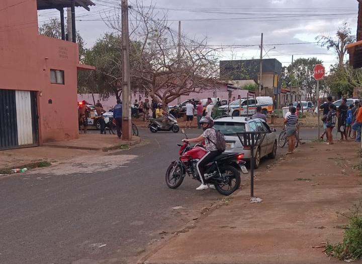 Os militares reagiram à agressão e conseguiram conter os suspeitos após mobilizar diversas equipes (Foto/Reprodução)