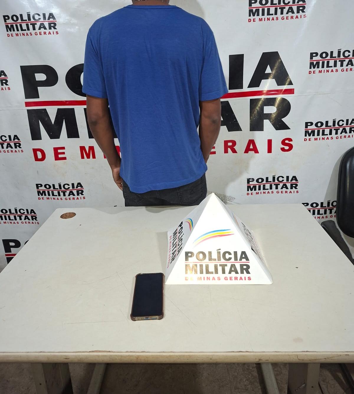 O aparelho encontrado tinha registro de furto. (foto/Divulgação)