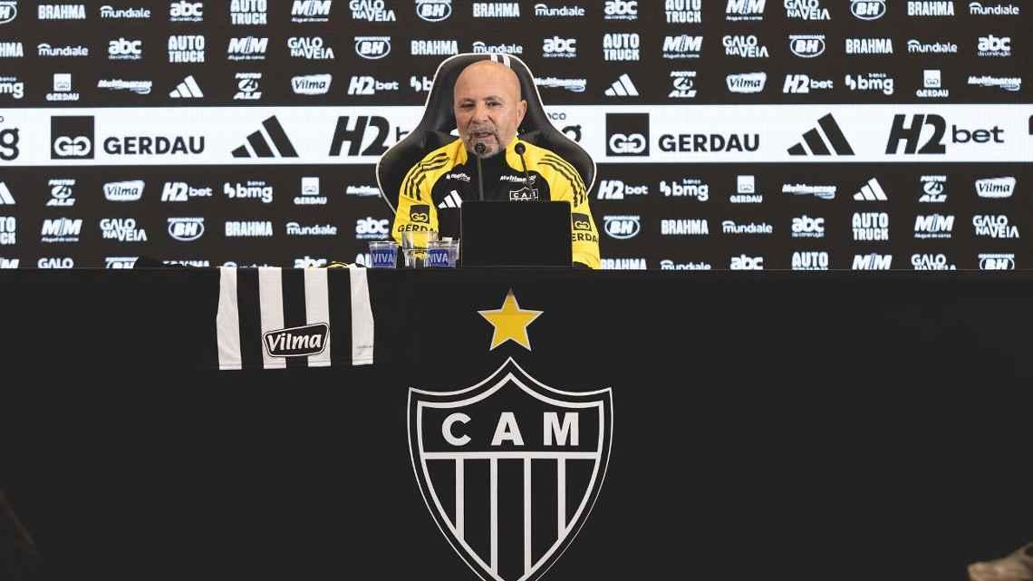 Sampaoli disse que se identifica muito com a torcida atleticana (Foto/Pedro Souza – CAM)