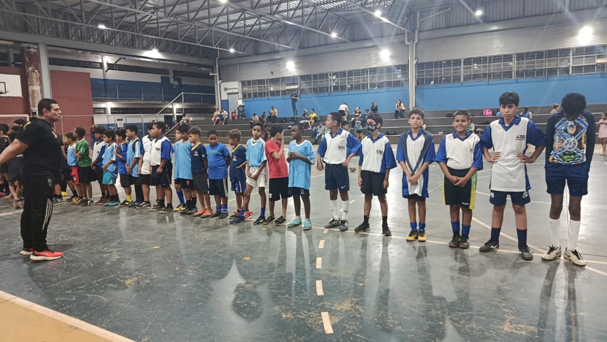 Sob a organização do professor Yuri Tadeu, o evento reforçou o papel do esporte como ferramenta essencial para o desenvolvimento das crianças (Foto/Divulgação)