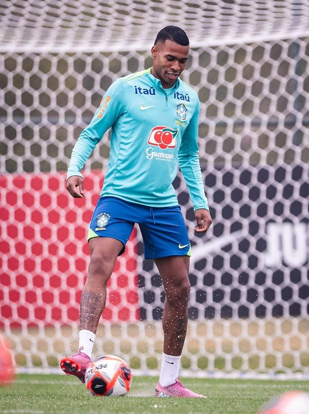 O volante Jean Lucas, do Bahia vem chamando a atenção da comissão técnica (Foto/Instagram do atleta)