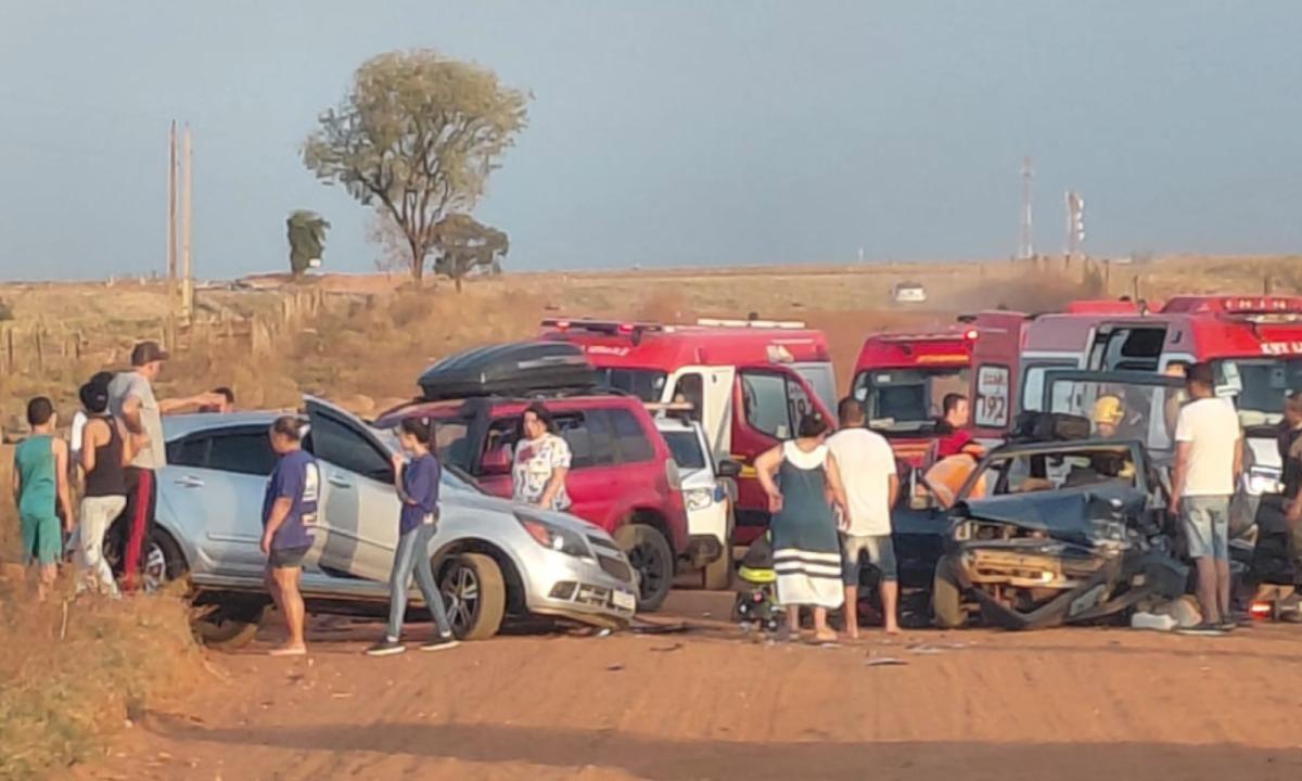 No automóvel estavam os avós do garoto e mais dois netos (Foto/Reprodução redes sociais)