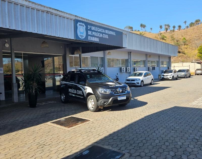 O delegado explicou que os relatos apontam a existência de pactos nos quais as vítimas eram induzidas a práticas de cunho sexual e banhos em que eram untadas nuas com alimentos (Foto/Divulgação PCMG)