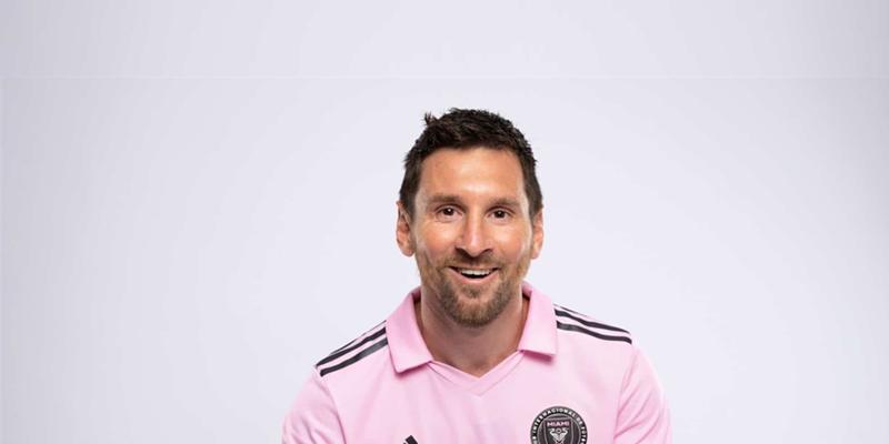 Fim do suspense: Lionel Messi renova e deve encerrar a carreira nos Estados Unidos (Foto/Iconsport)
