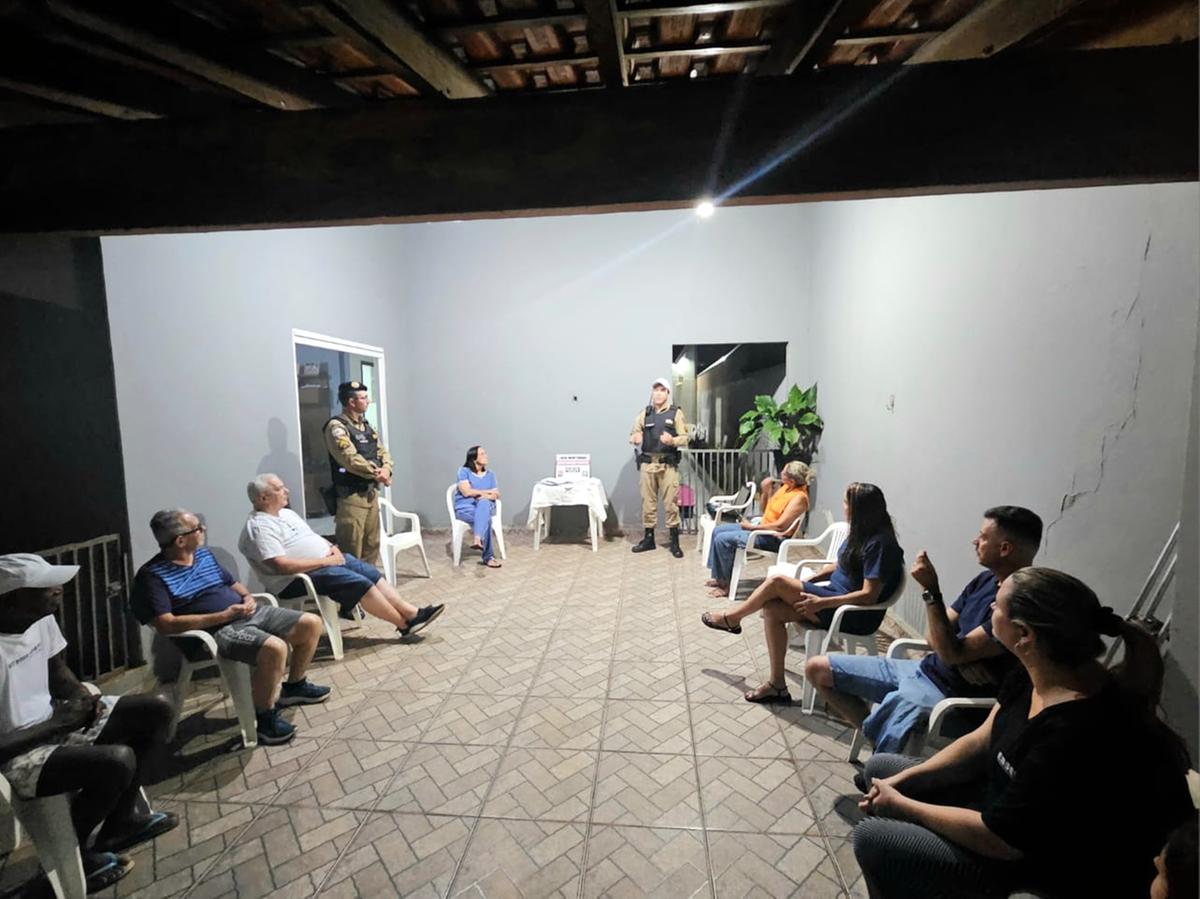 Palestra destacou a importância da conscientização para um trânsito mais seguro em Uberaba. (Foto/Divulgação/PMMG)