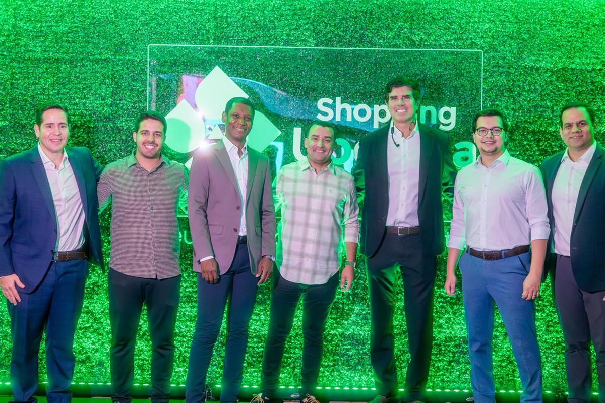 Superintendente Miguel Lopes, Raphael Augusto, vice-prefeito Mauricinho de Sá, Alexandre Cury, CEO da Alqia, Carlos Frederico Youssef; secretário Celso Neto e o diretor de Novos Negócios, Cláudio Ximenes (Foto/Divulgação)