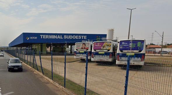 Populares perceberam a ação e conseguiram conter o menor na Rua José Maria de Ávila, chamando imediatamente a Polícia Militar (Foto/Reprodução)