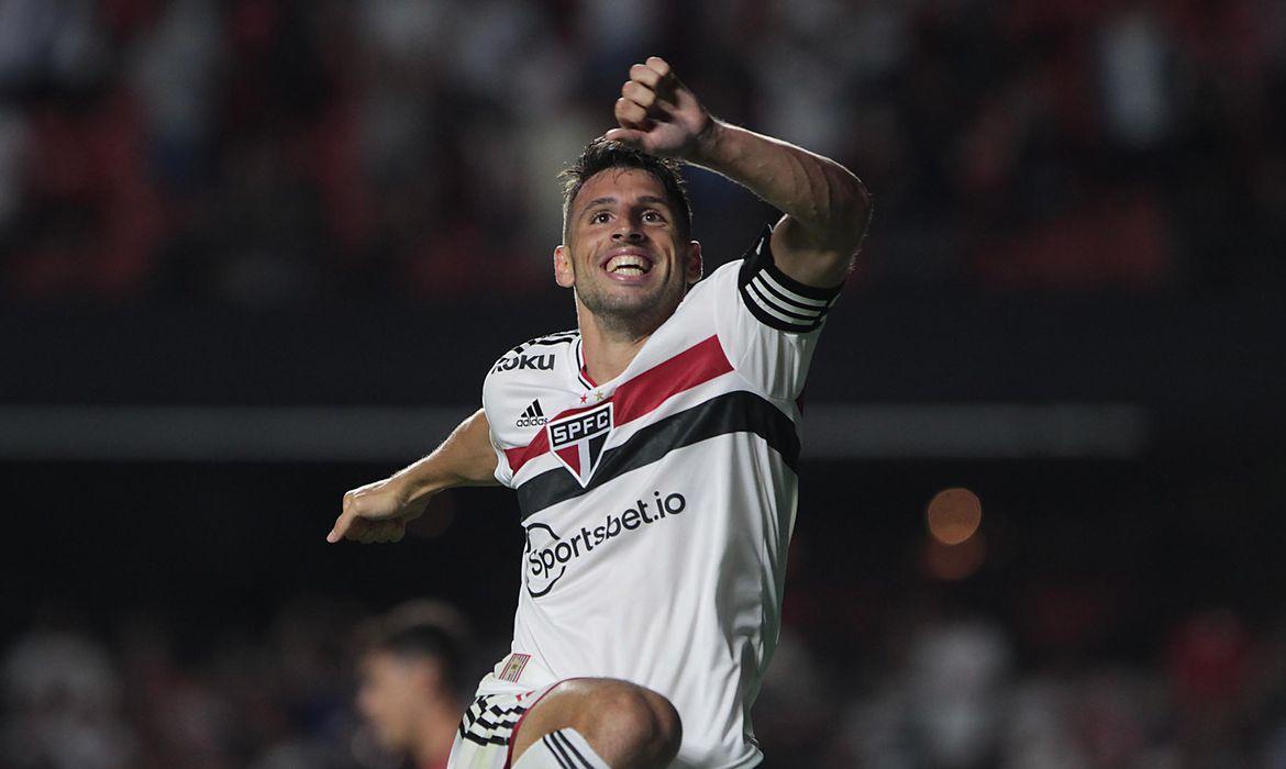 São Paulo sente muito a falta de Calleri (Foto/Rubens Chiri/SPFC)