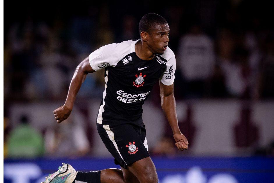 André, joia da base corintiana, marcou seu primeiro gol como profissional (Foto/“Meu Timão”)