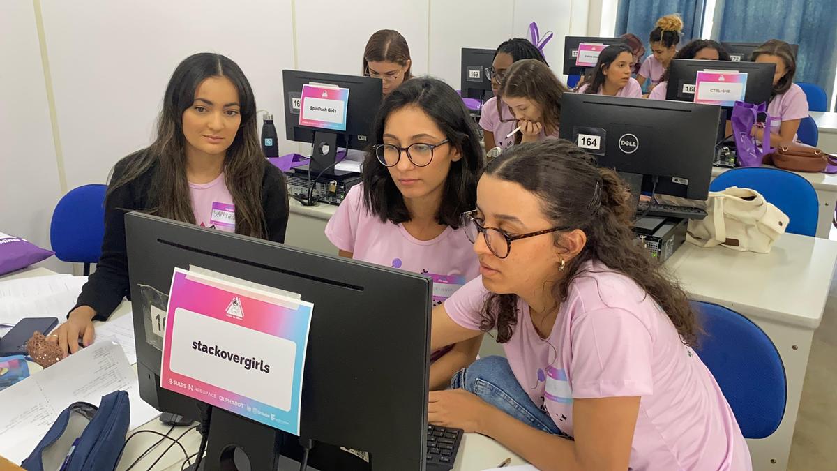 Estudantes de 16 instituições de ensino participaram da maratona (Foto/Divulgação/Marketing Uniube)