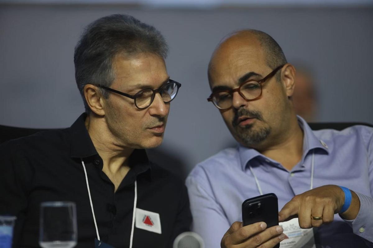 Romeu Zema e Matheus Simões participaram da abertura do 40º Congresso Mineiro de Municípios. (Foto/Alex de Jesus/O Tempo)