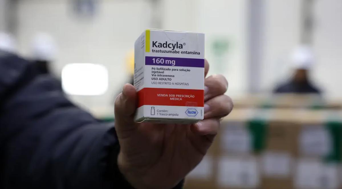 A previsão é que o medicamento chegue aos pacientes já a partir deste mês (Foto/Rovena Rosa/Agência Brasil)