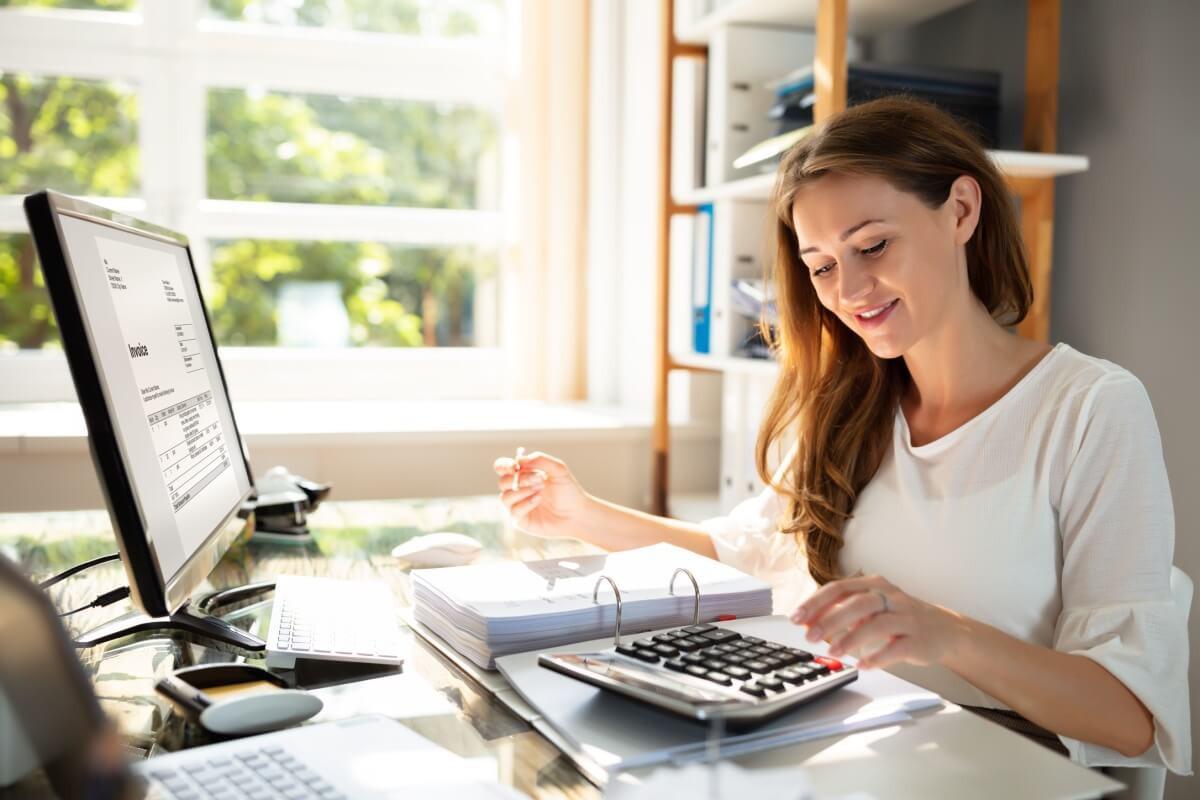 Organizar os tributos ajuda a manter a empresa financeiramente segura (Foto/Andrey_Popov/Shutterstock)